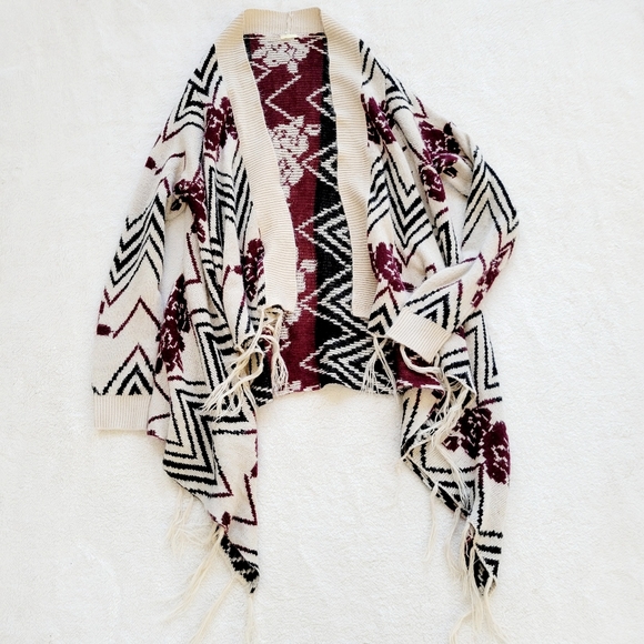 Fringe Cape Sweater Beige Open Asym Hem Cardigan Burgundy Floral Black Chevron S - Picture 2 of 6